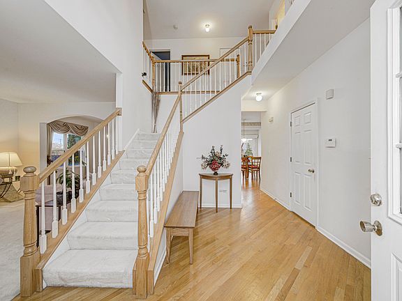 4th image of 19159 Puritan Dr
