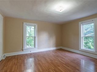 419 Stewart St #419, Grove City, PA
