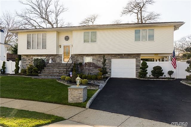 1st image of 1938 Herbert Ct