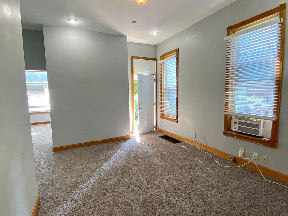1st image of 3946 Wyandotte St #5
