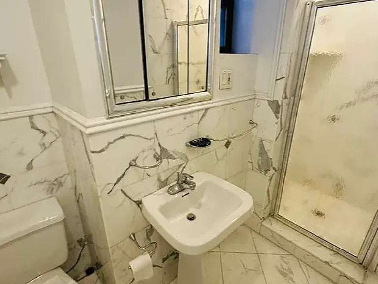 105 E 88th St #1A — Photo 10