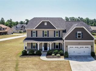 6601 Stillwood Dr, Hope Mills, NC 28348