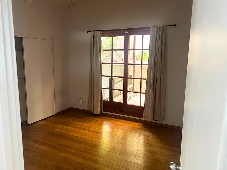 2159 Lyric Ave — Photo 9