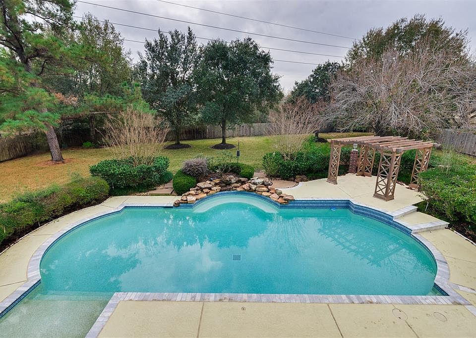 1st image of 5423 Summer Snow Dr