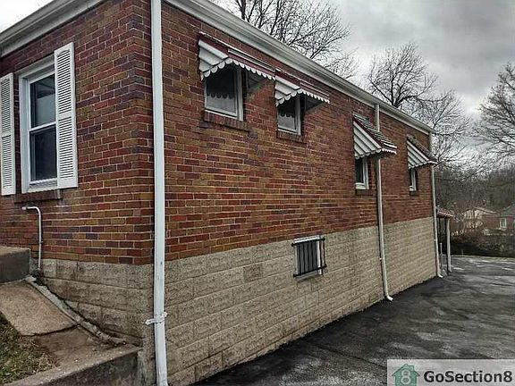 3rd image of 7056 Florence Pl