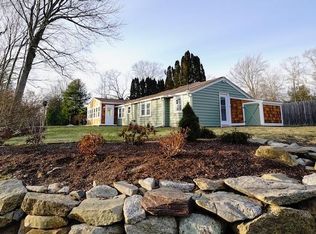 290 Westcott Rd, Scituate, RI 02857