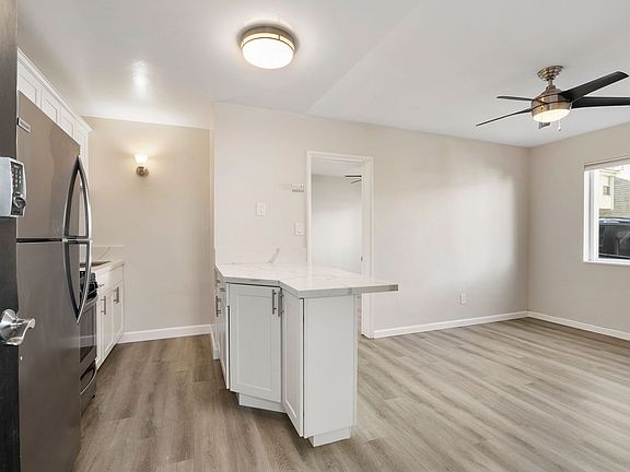 4th image of 715 Cohasset Ct APT 3