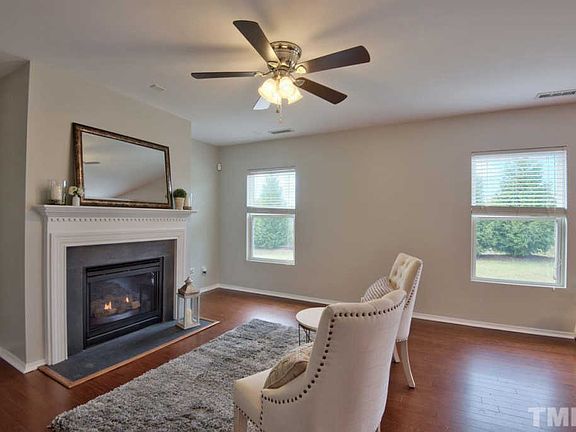4th image of 1013 Sweet Gale Dr