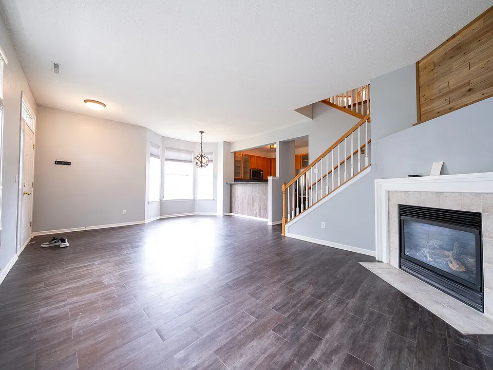 799 Cobblestone Way