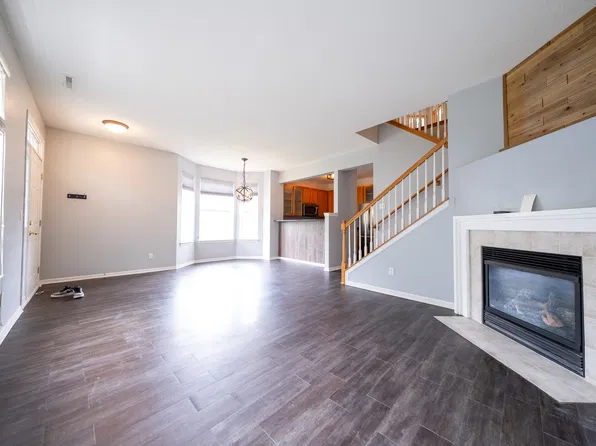 799 Cobblestone Way, Shakopee, MN 55379