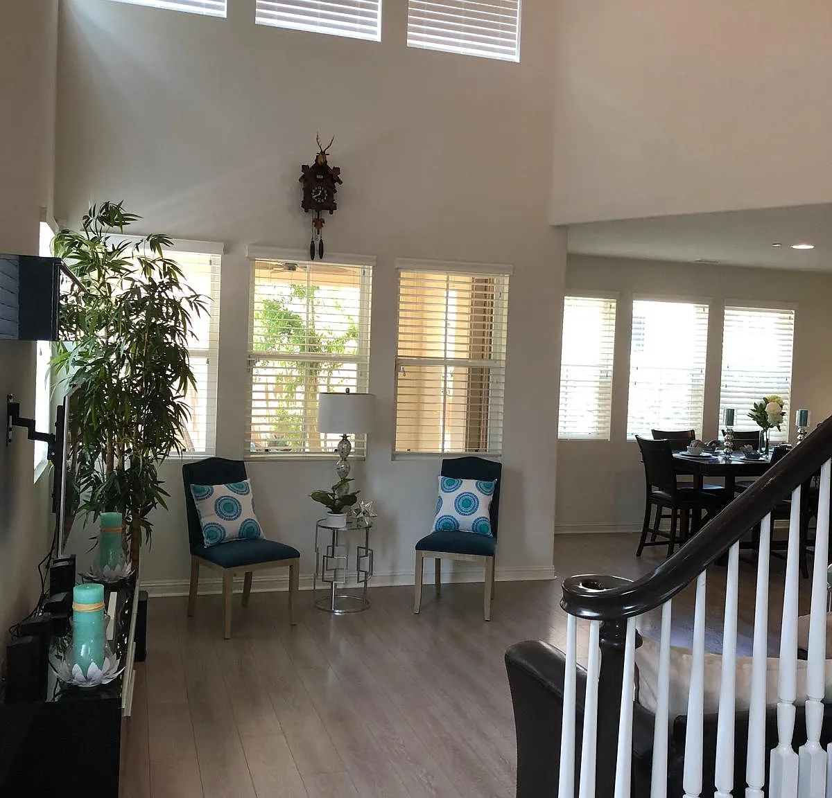 4 bed, 2100 sqft, $5,445 — Photo 1