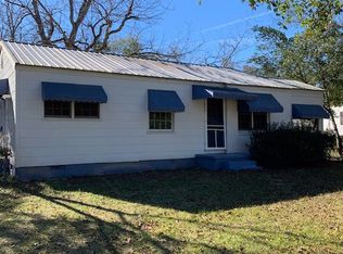 629 Clover St, Jesup, GA 31545