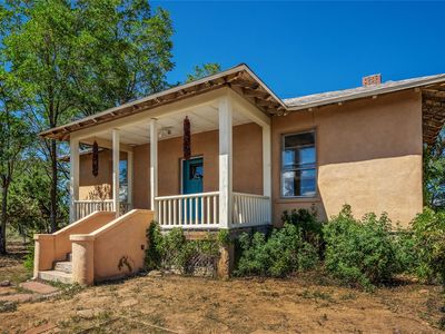 283 Los Pinos Rd, Santa Fe, NM, 87507