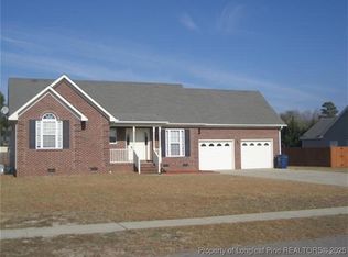 125 Mosswood Dr, Raeford, NC 28376