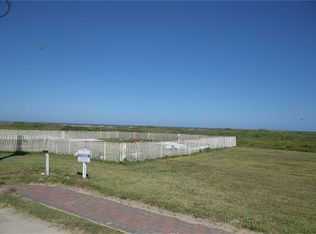 1841 Seaside Dr, Galveston, TX 77550