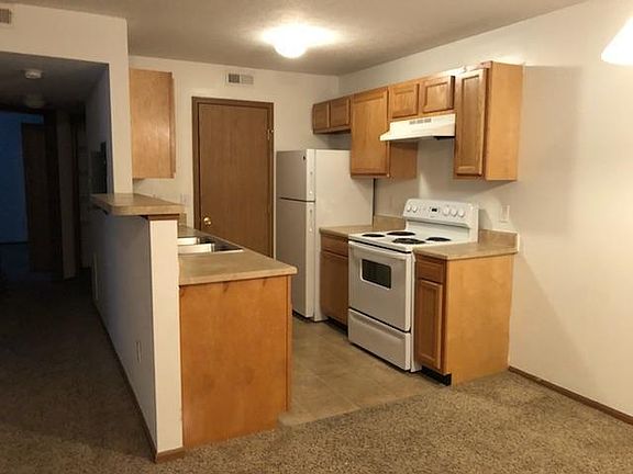 4th image of 3807 Wilfong Way