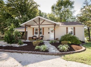 321 S Riebeling St, Columbia, IL 62236