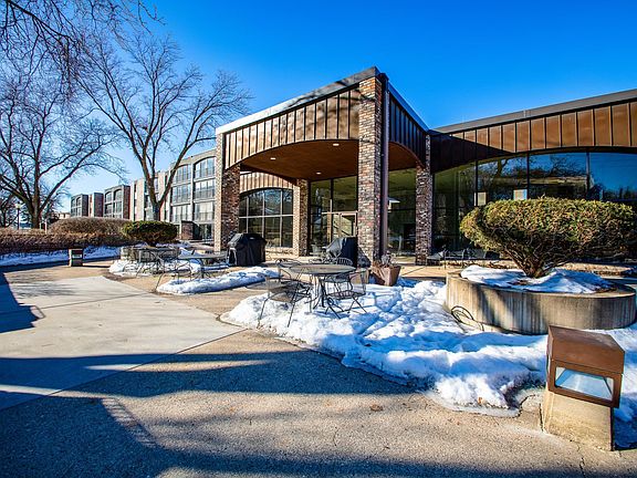 3rd image of 1077 Sibley Memorial Hwy APT 508