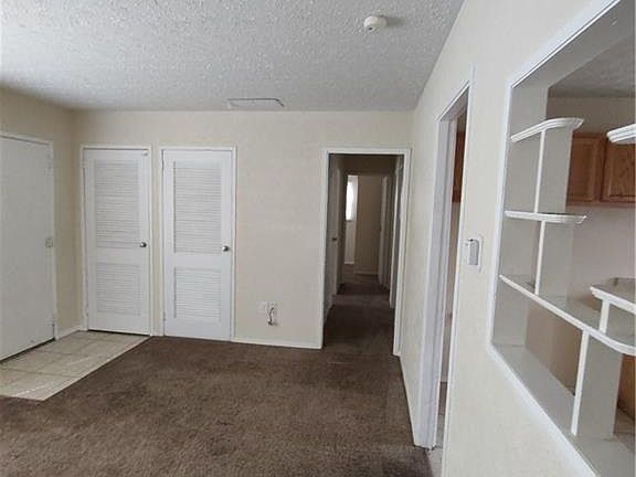 4th image of 863 Omard Dr