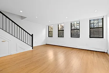 134 Suffolk Street, #D