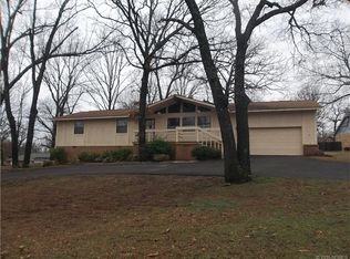 1206 Willow Ave, Tahlequah, OK 74464