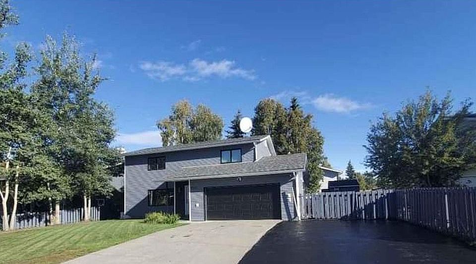 1st image of 1325 Wake Forest Way