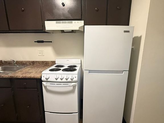 5th image of 24 Myron St Unit 37