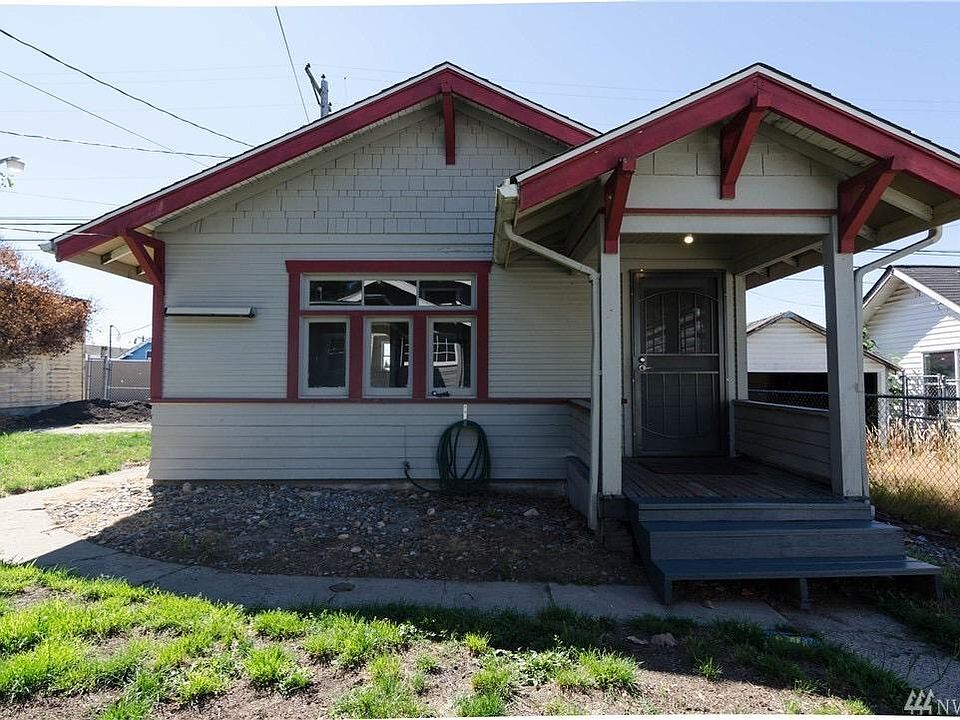 1st image of 3716 Tacoma Ave S