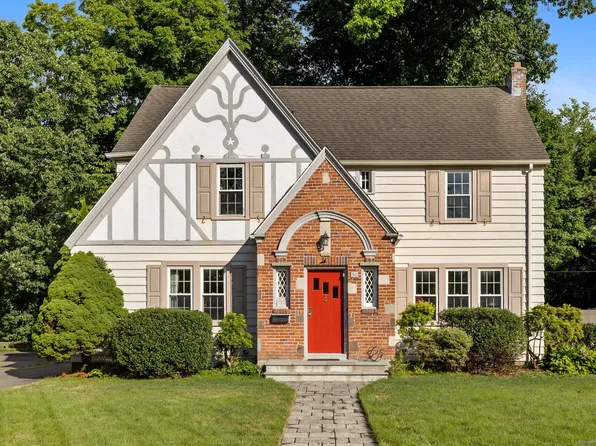 30 Ridgebrook Drive, West Hartford, CT 06107