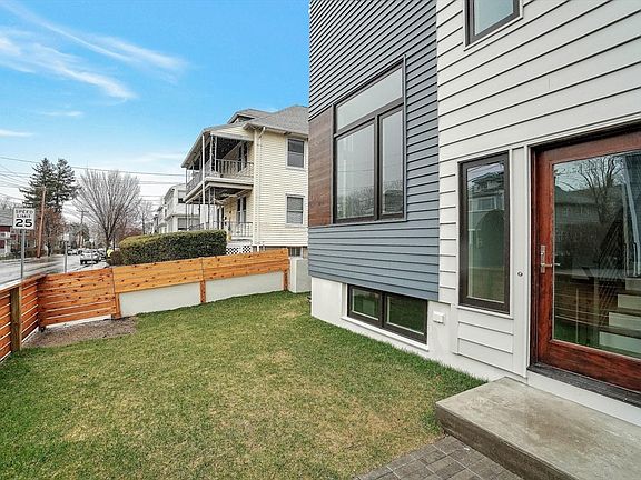 2nd image of 297 Concord Ave #1