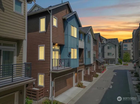 15738 NE 14th Terrace, Bellevue, WA 98008