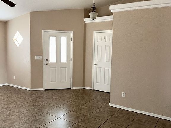 5th image of 3301 Chemehuevi Blvd