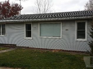 304 N Barnes St, What Cheer, IA 50268