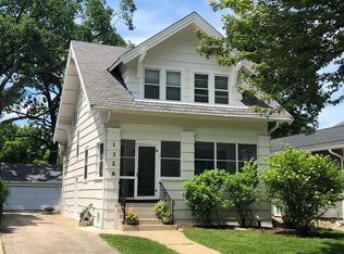 1326 Washington Ave, Wilmette, IL