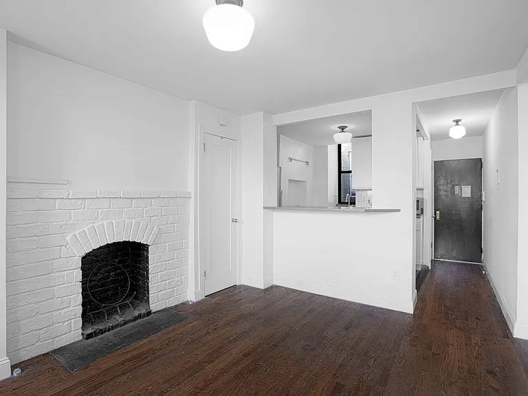 7 Morton St #5B — Photo 3