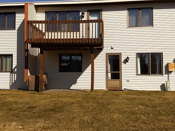 4th image of 908 Amberwood West Dr SW