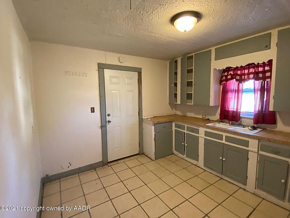 5th image of 4211 Hilltop Dr