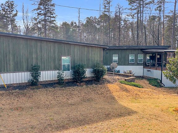 3rd image of 676 N Port Bass Dr