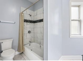 7040 S Carpenter St #1, Chicago, IL 60621