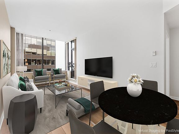 2nd image of 1010 Howe St #1012