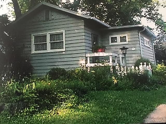 2nd image of 442 Alma Ave