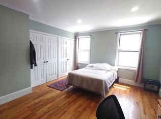 21-03 25th Rd #2, Astoria, NY 11102