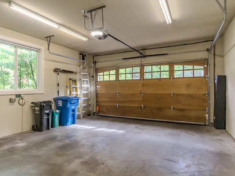 8568 Sand Point Way NE — Photo 74