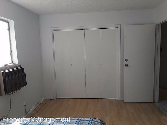 2nd image of 715 N Coronado St #1C
