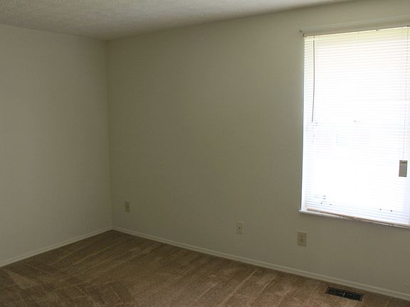 5th image of 8760 Mardi Gras Dr
