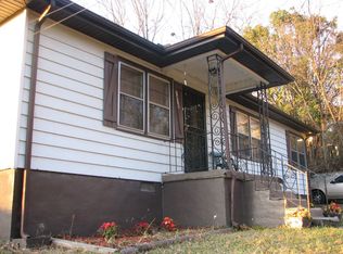 1416 McCall Dr, Anniston, AL 36207