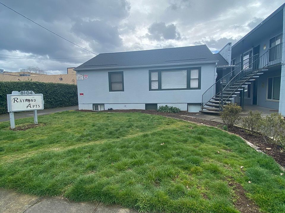 Unit A - feels like a single family house!