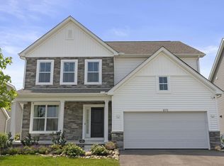 1073 Quarry Oak Dr, Grove City, OH 43123