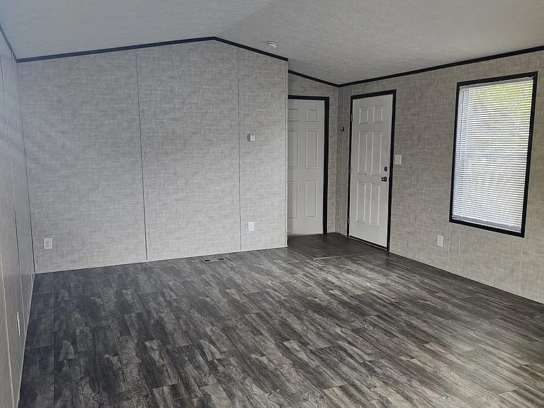 Dogwood MHP — Photo 30