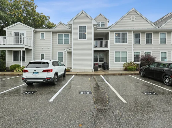 128 Meridian Street #210, Groton, CT 06340